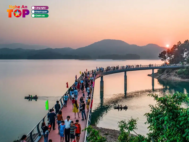 mot-so-dia-diem-du-lich-noi-tieng-gan-ho-ke-go-ngheantoplist