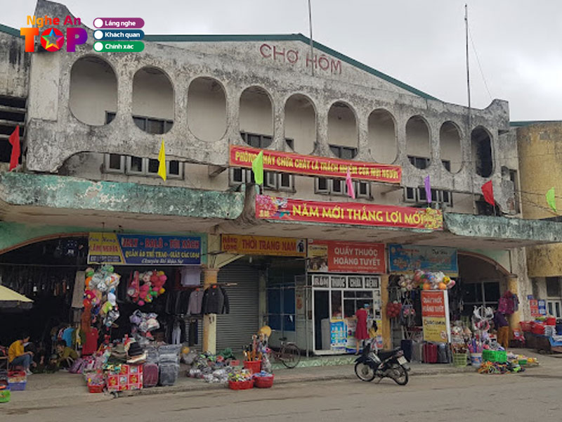 Cho-hom-cho-nghe-an-noi-tieng-ngheantoplist
