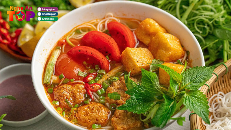Top-10-quan-bun-rieu-nghe-an-thom-ngon-dam-da-huong-vi-ngheantoplist