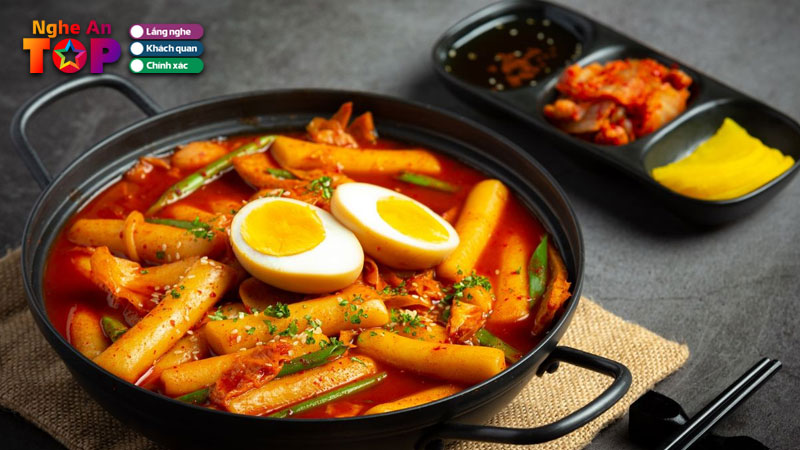 Top-5-dia-chi-ban-tokbokki-tai-nghe-an-sieu-ngon-gia-tot-ngheantoplist