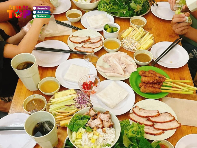 Banh-trang-thit-heo-viet-beo-ngheantoplist