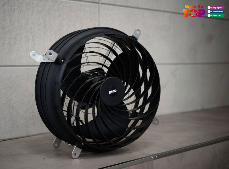 Uu-diem-noi-bat-cua-quat-cong-nghiep-tai-phu-dat-vuong-ngheantoplist