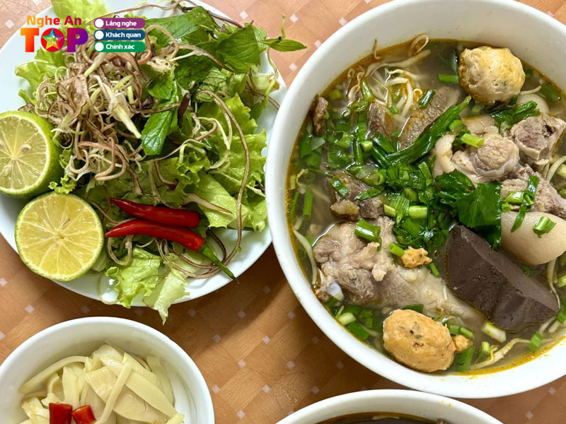 Bun-bo-hue-ty-dinh-ngheantoplist