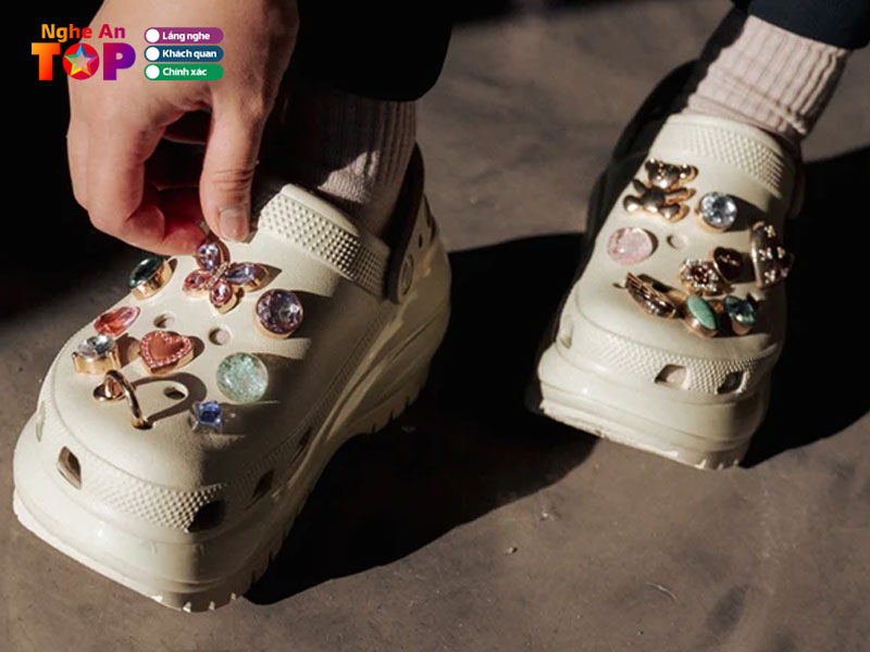 D-sneakers-ngheantoplist