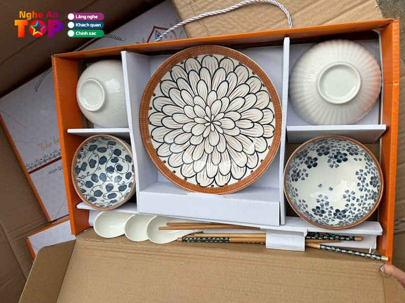 Gia-hung-shop-hang-gia-dung-tien-ich-ngheantoplist