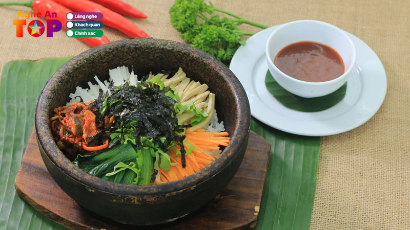 Top-5-dia-chi-ban-com-tron-tai-nghe-an-ngon-chuan-vi-ngheantoplist