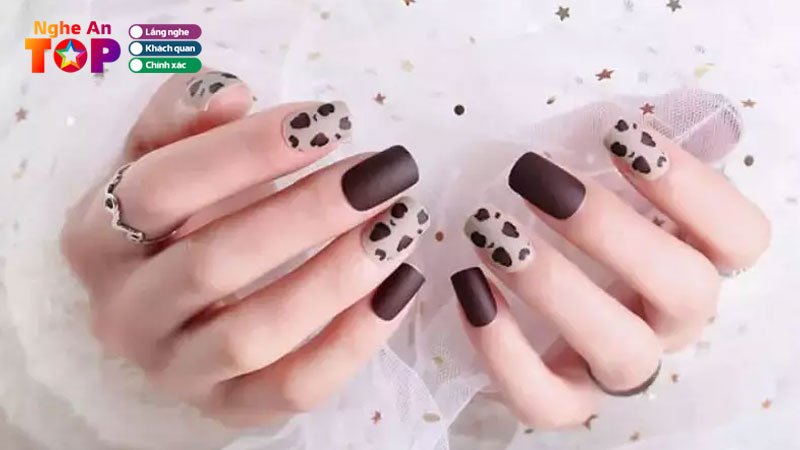 Top-5-dia-chi-ban-mong-tay-gia-tai-nghe-an-nhieu-mau-ma-gia-tot-ngheantoplist