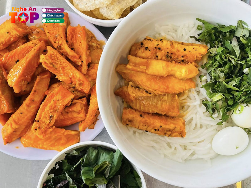 Banh-canh-ca-loc-di-quy-ngheantoplist