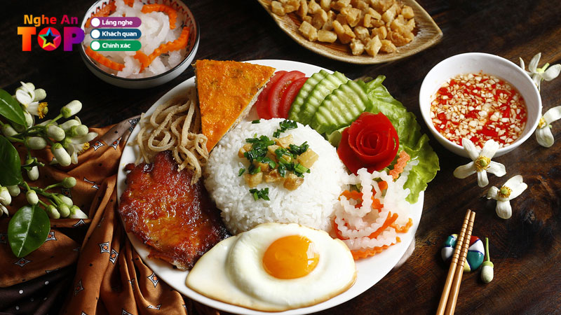 Top-5-quan-com-suon-tai-nghe-an-an-mot-lan-la-nho-ngheantoplist