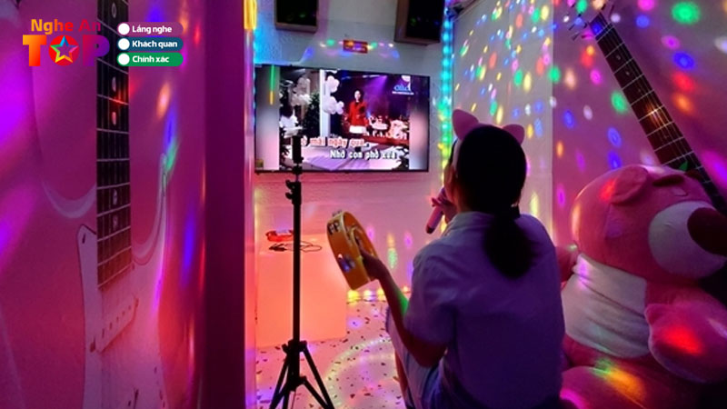 Top-5-quan-karaoke-box-tai-nghe-an-gia-re-hat-tec-ga-ngheantoplist