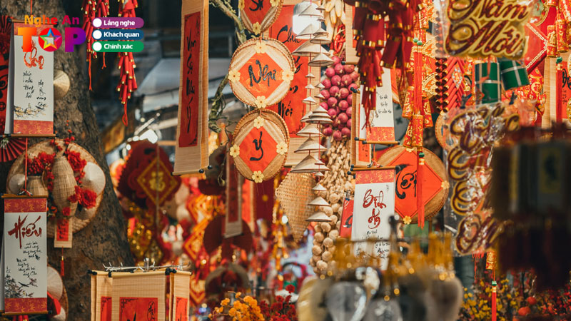 10-dia-chi-ban-phu-kien-trang-tri-tet-tai-nghe-an-dep-doc-la-gia-re-ngheantoplist