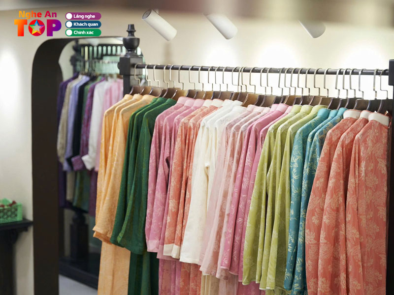 Huyen-thai-elegant-ngheantoplist