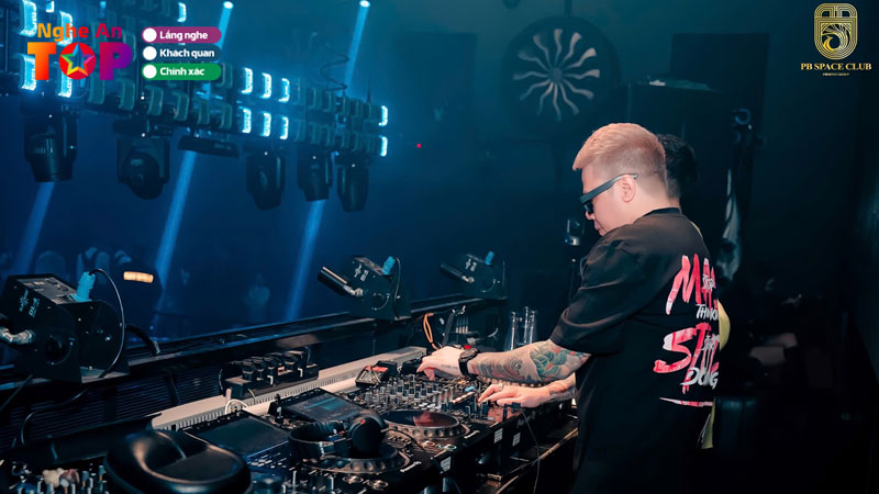 Hd88-studio-tp-vinh-dia-chi-dao-tao-dj-chuyen-nghiep-tai-nghe-an1-ngheantoplist